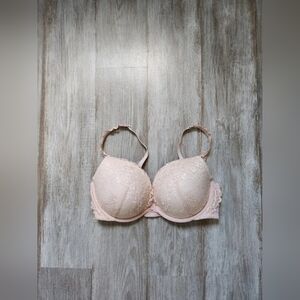 Elegant Lace Women's Bra - Cream